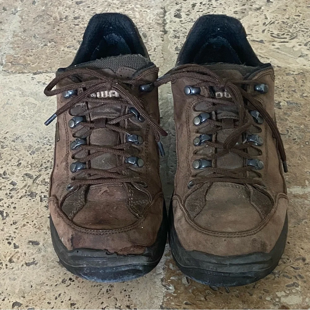 Lowa Renegade II GTX Low Brown Hiking Shoes Rugged 9
